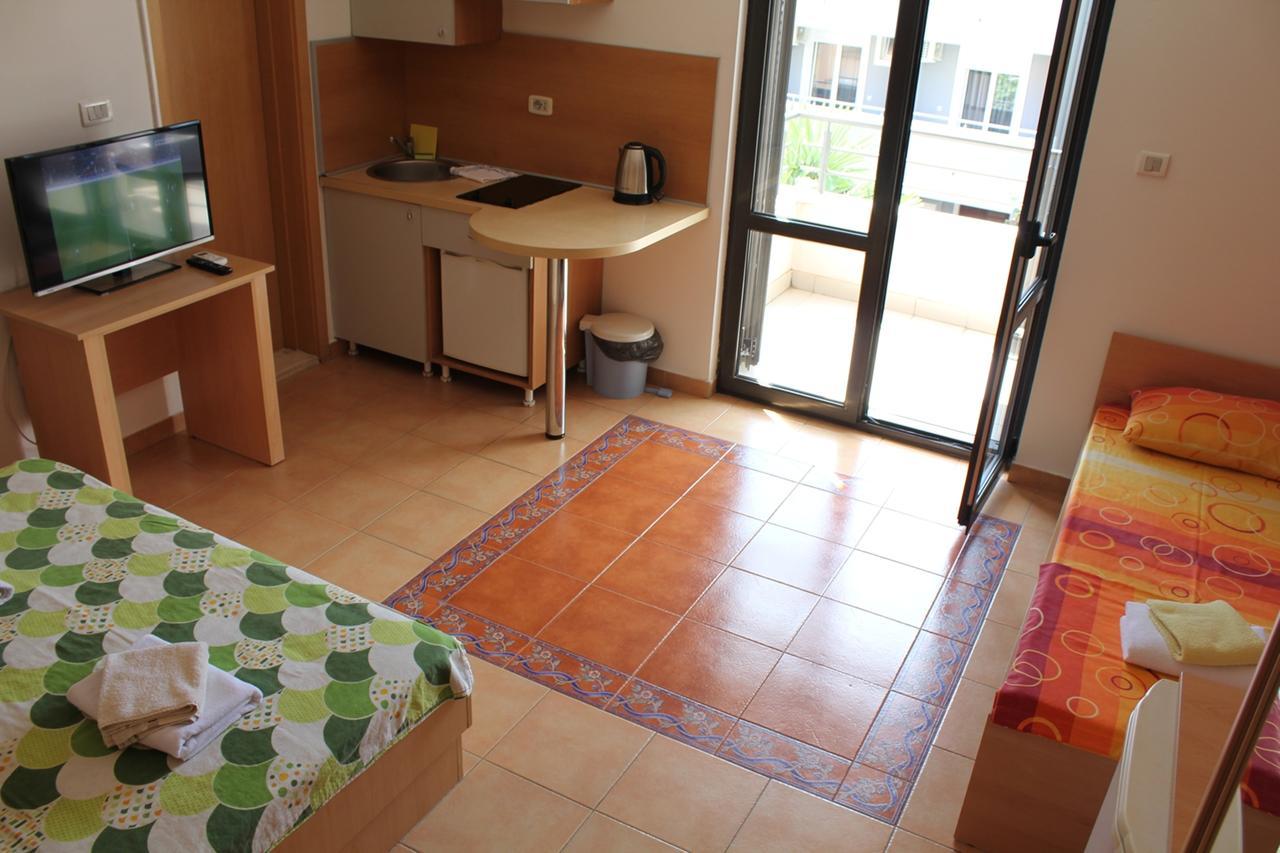 Apartments Mare Budua Esterno foto