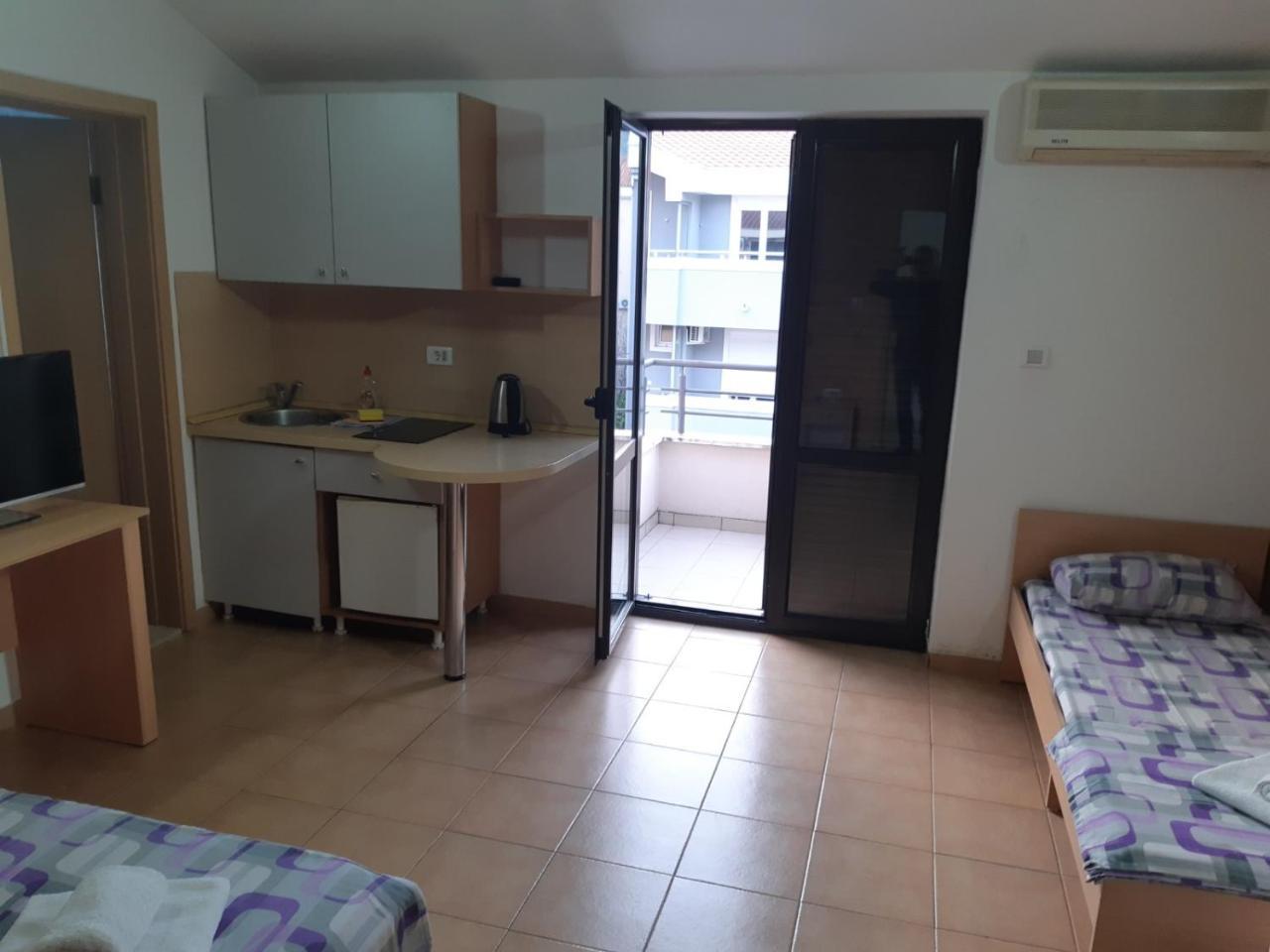 Apartments Mare Budua Esterno foto